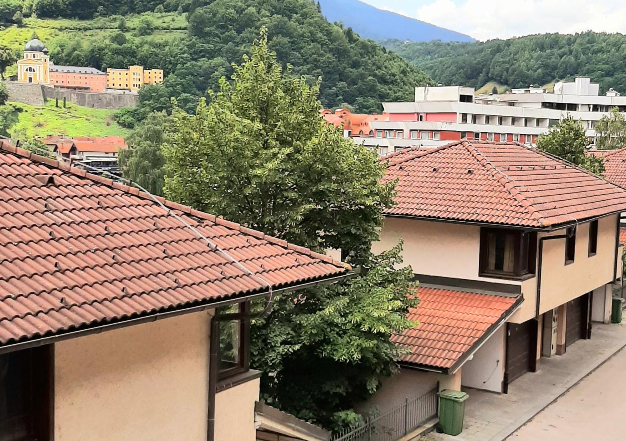 Relax Apartman Fojnica Exterior foto